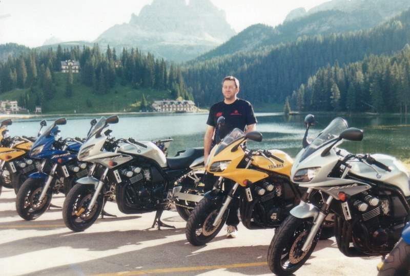 Con la mia fedele Fazer gialla ("Bounty") sul lago di Misurina