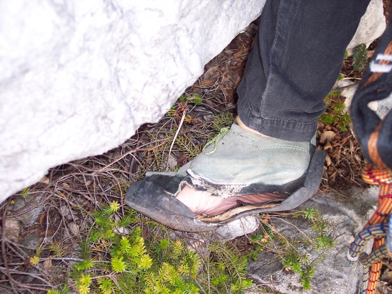 scarpe rotte e pur bisogna andar